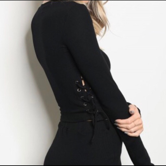 Black lace up skirt and top - Picture 2 of 3